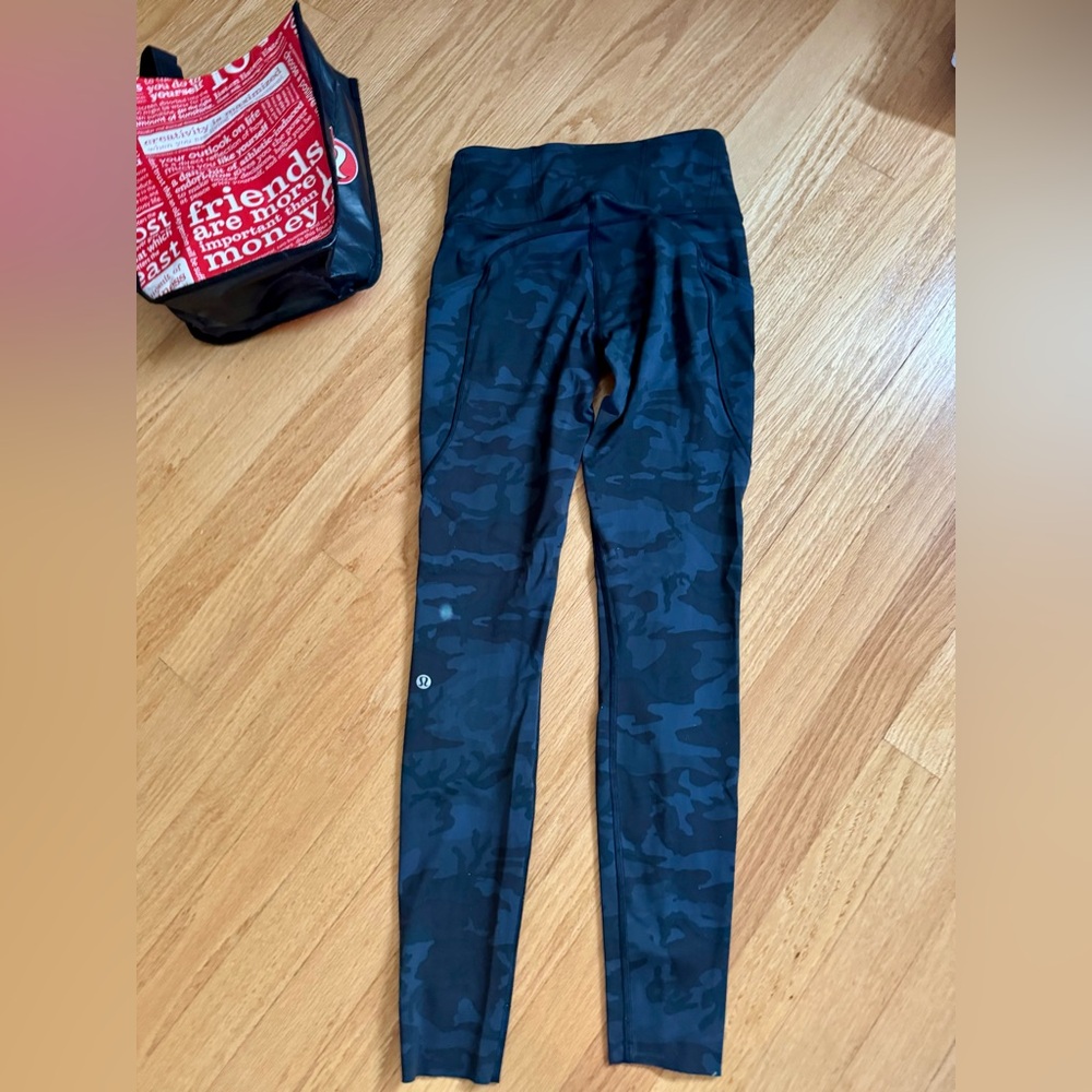 Lululemon Fast and Free HR Tight 28" SIZE 4- 
Incognito Camo Multi Grey